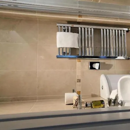 The Westbourne بيت ضيافة باونيس أون وينديرمير