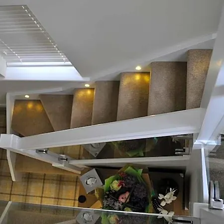 The Westbourne בית הארחה