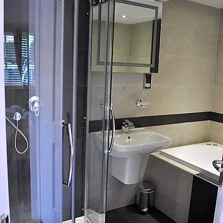 The Westbourne 4*