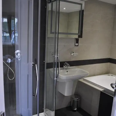 بيت ضيافة The Westbourne باونيس أون وينديرمير